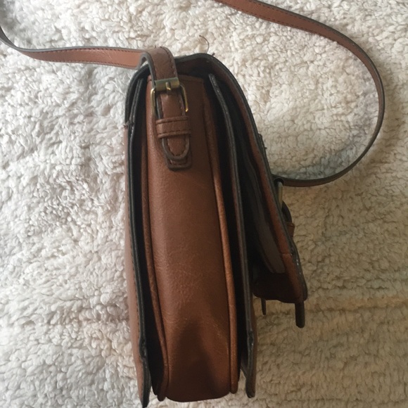 Brown faux leather shoulder strap purse - Picture 2 of 6